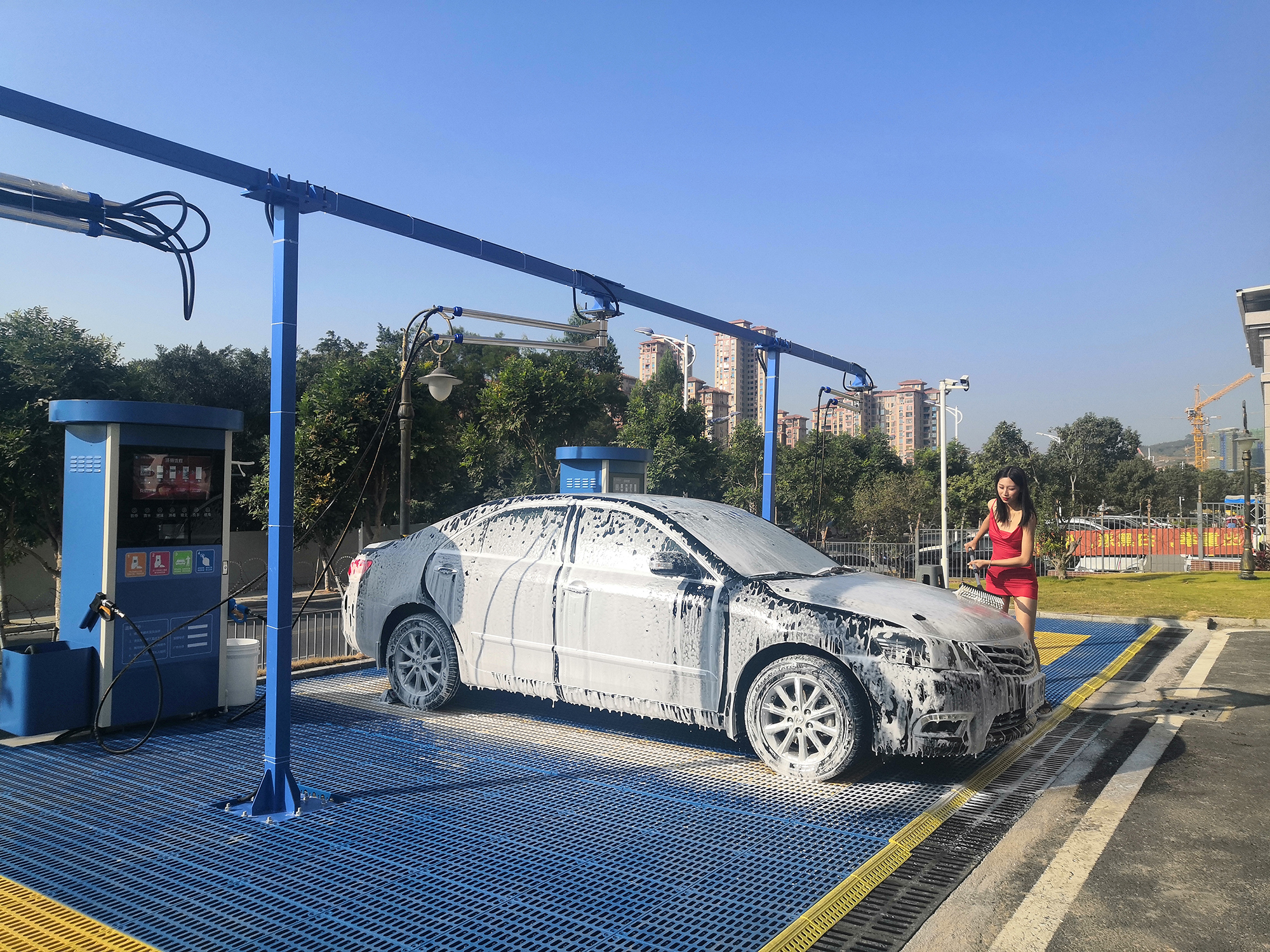 鲸洗自助洗车操作流程,鲸速24小时自助洗车流程