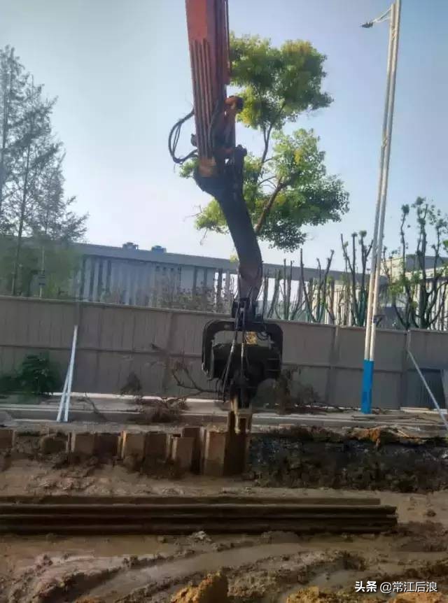 钢板桩施工视频教程全集,钢板桩施工全过程图解