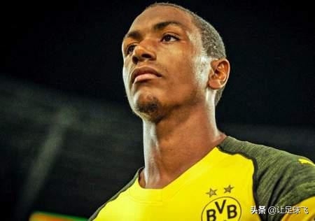 足坛凶狠的后卫,当今足坛攻击型中前卫排名