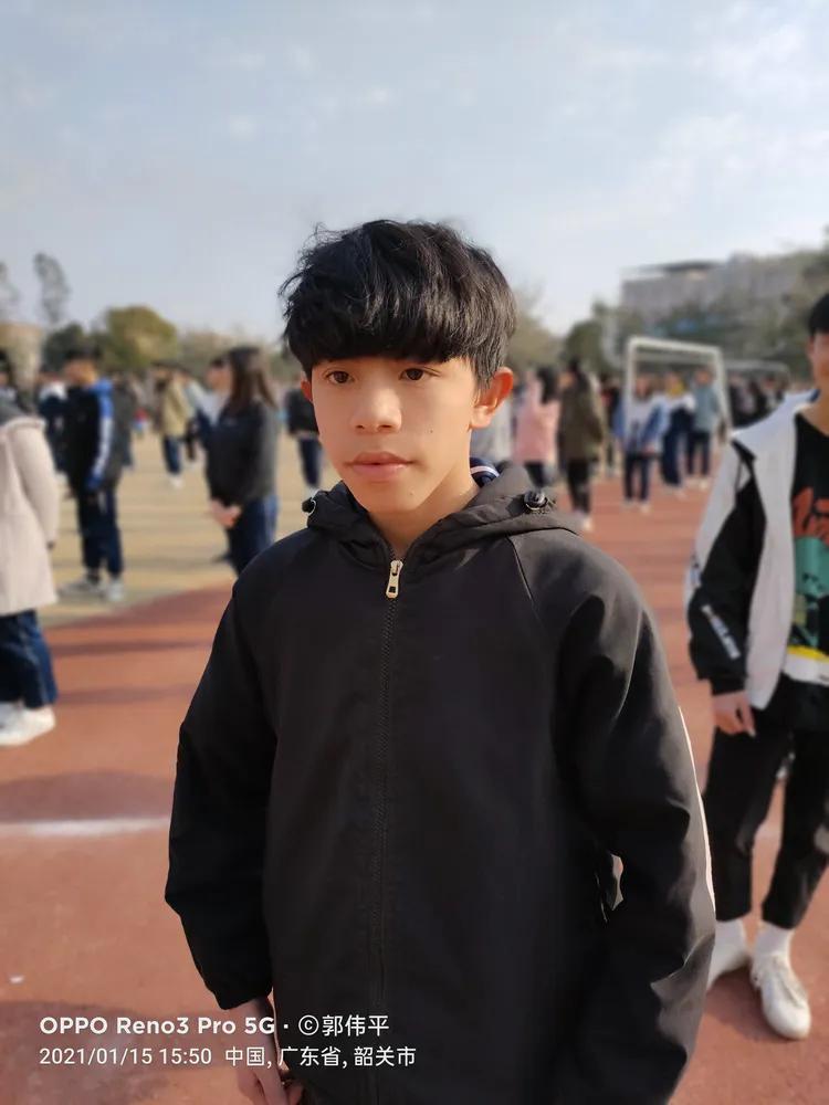 九三班成绩表,中二班新生评语