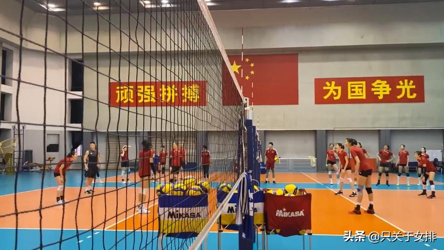 郎平最新训练视频,郎平谈女排最新比赛