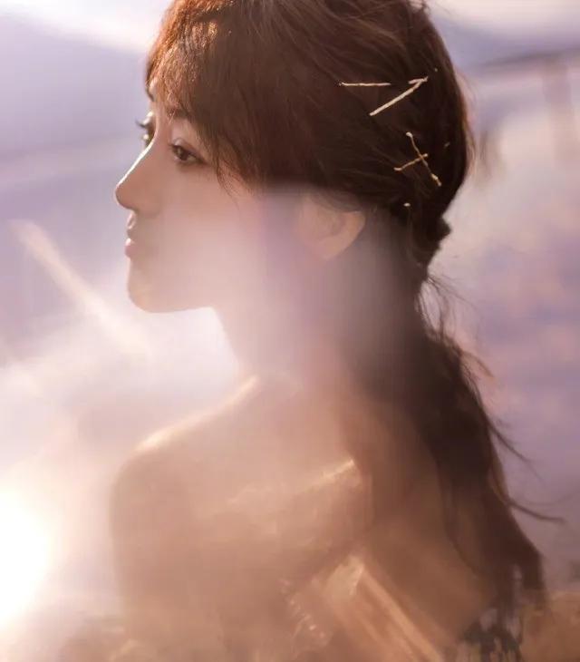 48岁杨钰莹私下穿搭,杨钰莹47岁穿衣搭配