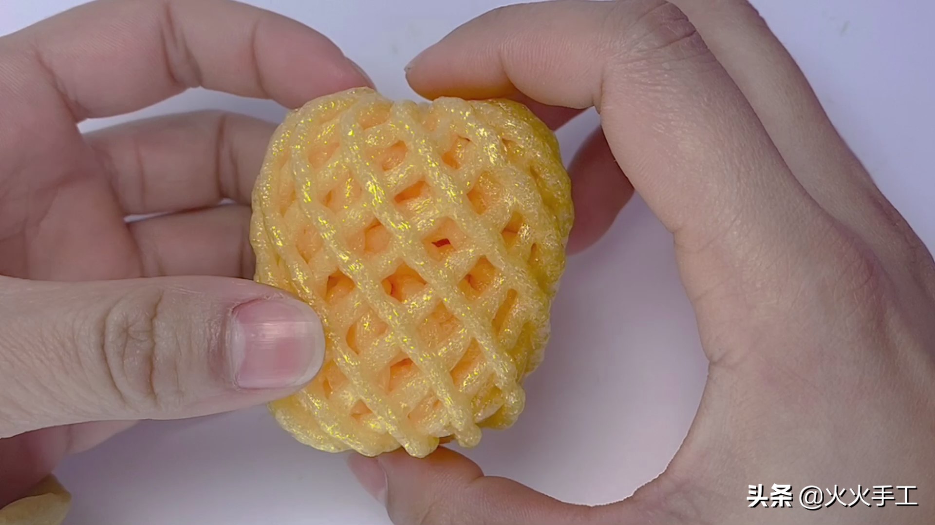 超简单的儿童手工水果网,适合女生做的水果小手工