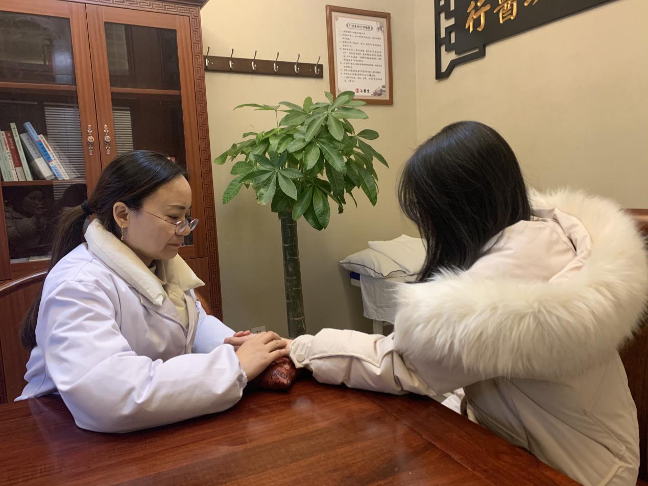 失眠按摩的穴位神门穴在什么位置,1个穴位专治头痛失眠按完就见效