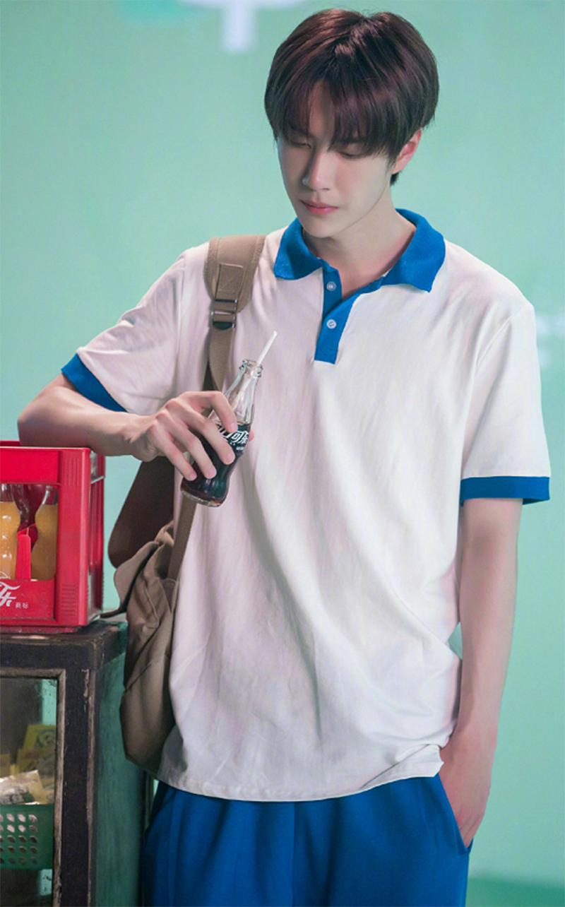 学校校草的穿搭该咋穿,学院风穿搭樱花校园