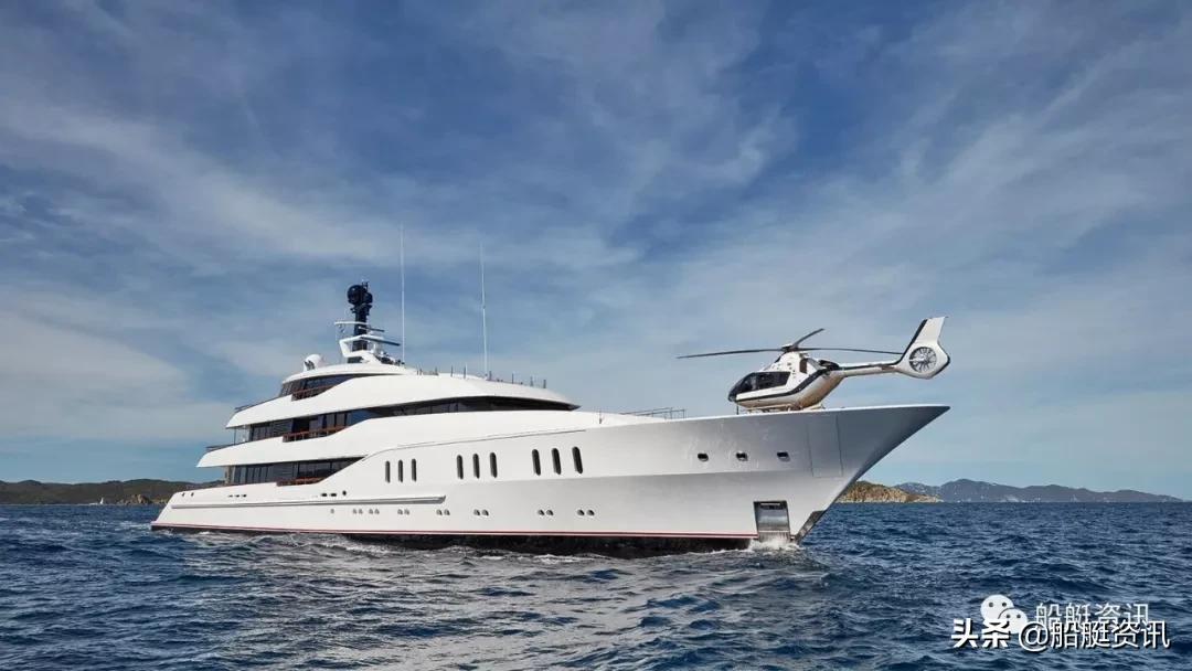 带地效飞行器的豪华游艇,带直升机甲板的豪华游艇