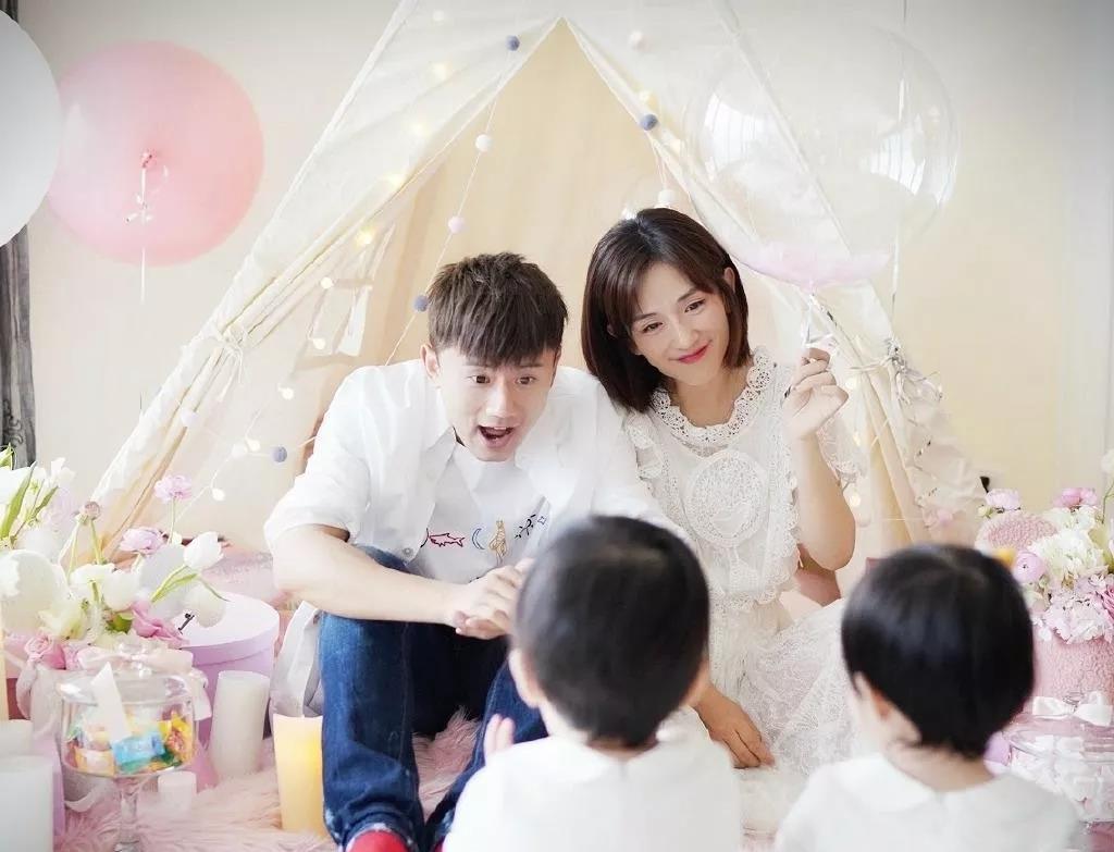 谢娜半个冰箱都是母乳！娱乐圈5位“背奶妈妈”，证明母爱真伟大