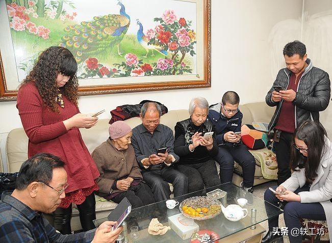 班级群里老师给家长发红包吗,过年班级群里家长让发红包怎么办