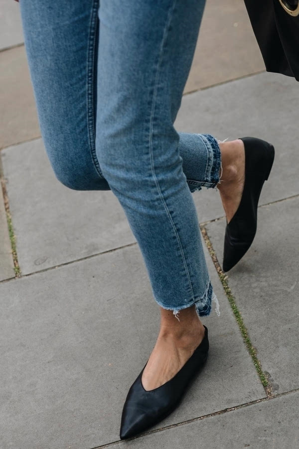 2020春季，不妨来一双“巴布什鞋”拖鞋，舒适又好看