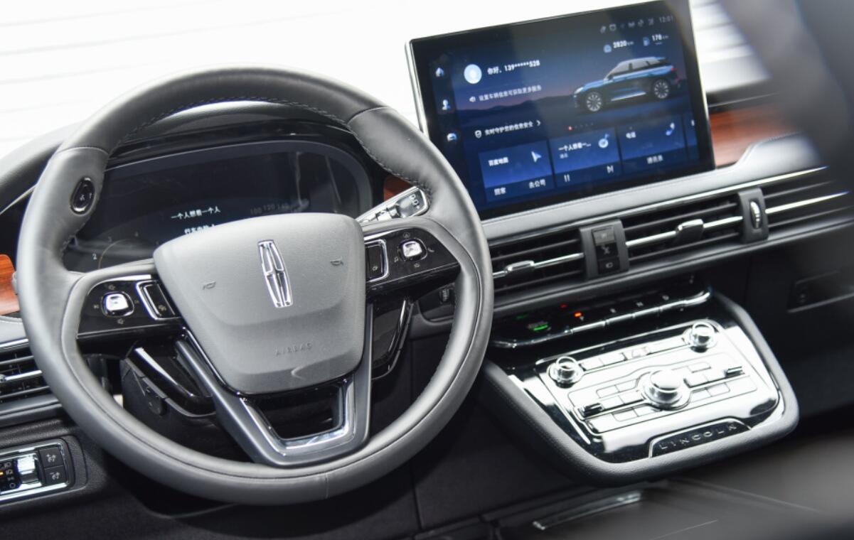 又一合资“静音王”，双重隔音强过Q7，标配2.0T+8AT，比X1便宜