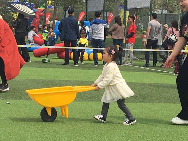 郑州市足球嘉年华,郑州省体育中心庙会