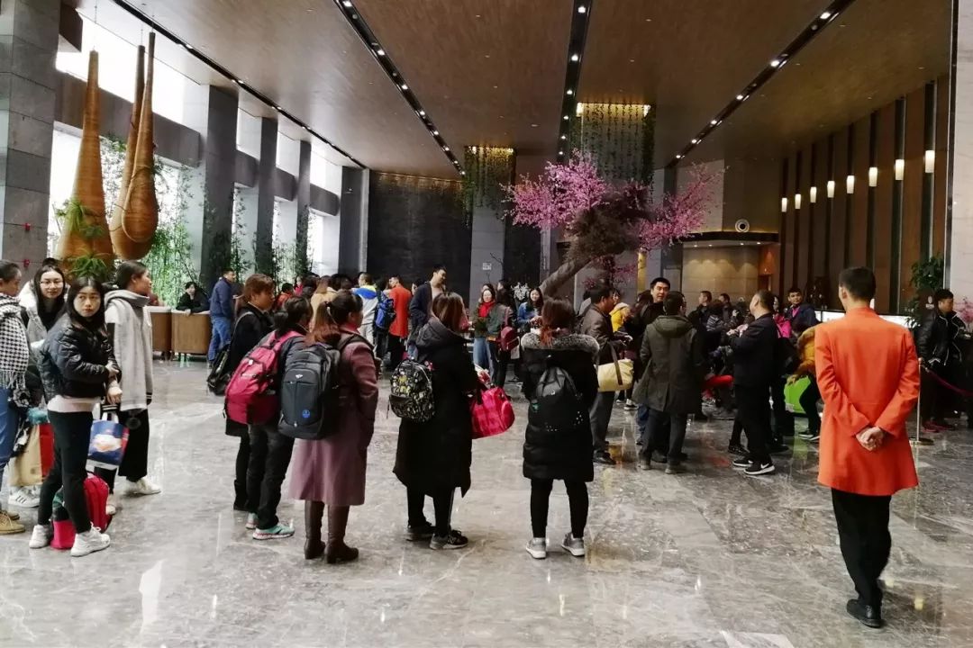 御泉湾“温泉海”酷乐园趣味亲子活动，带你玩转这个冬天！