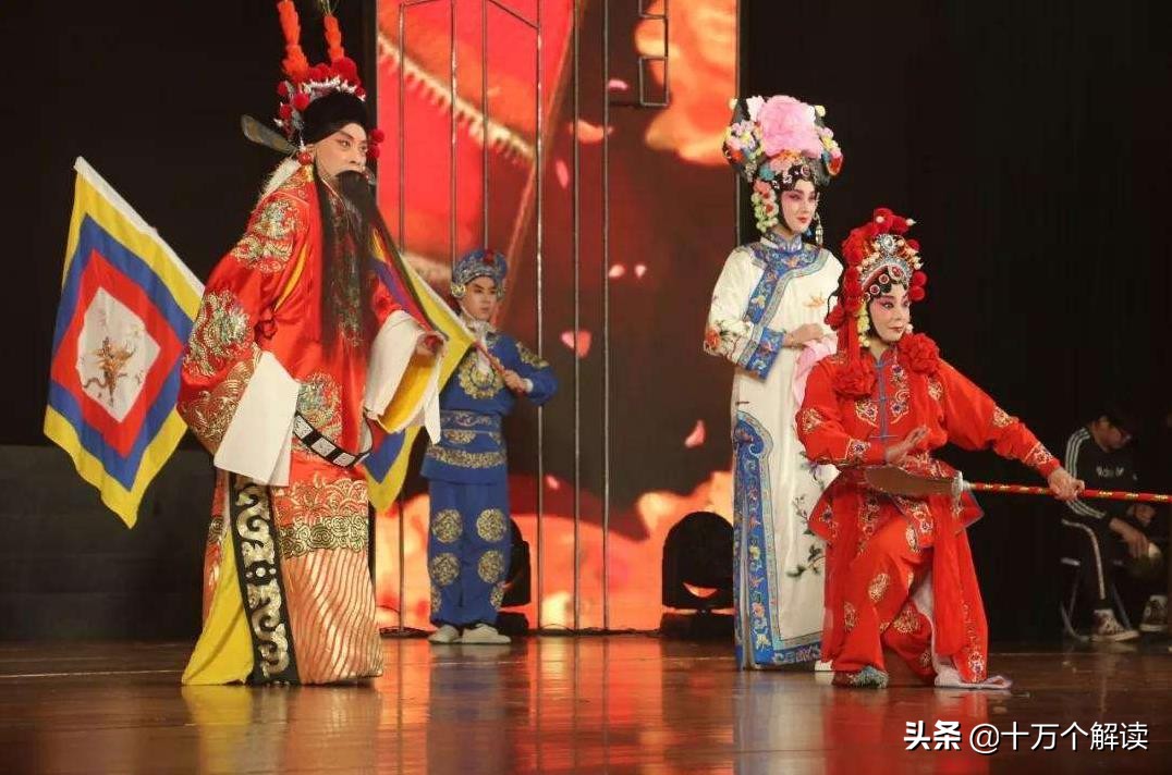 科班是本科的意思吗,科班出身的科班什么意思