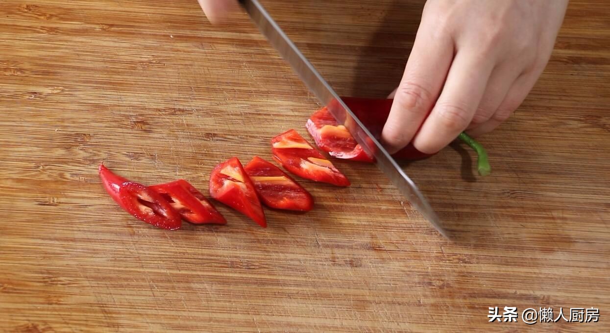 酱爆墨鱼仔做法酱料配方,酱爆墨鱼仔的最正宗做法