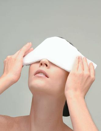 冰敷眼睛和热敷眼睛有什么好处,过敏引起的眼睛水肿冰敷还是热敷