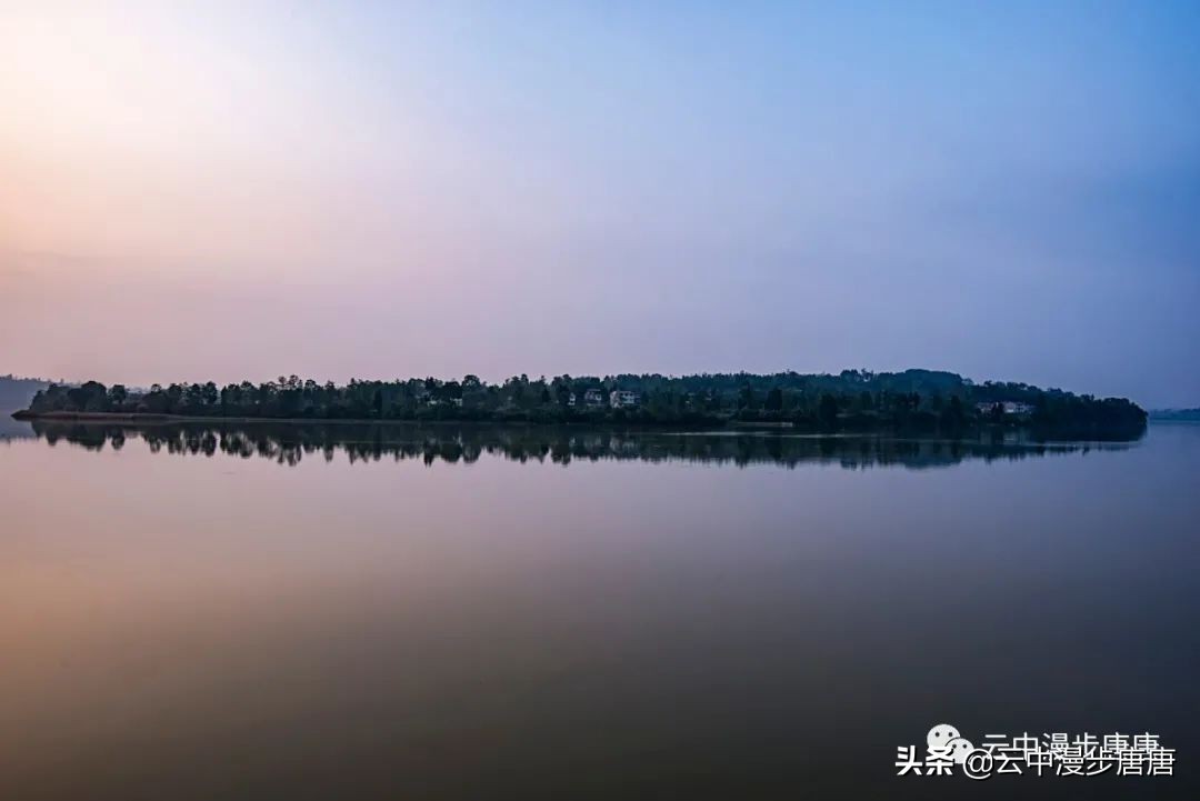 嘉陵江礼安,嘉陵江边周子古镇