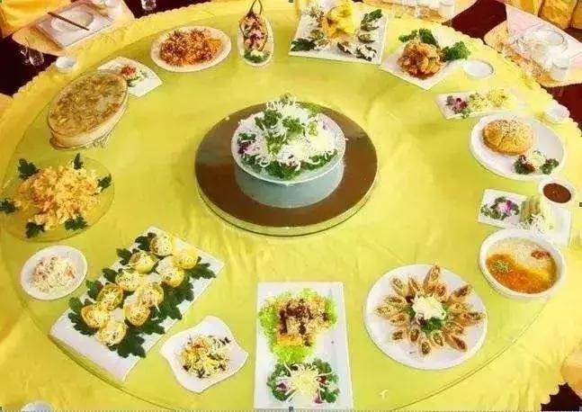 100岁长寿指南：人懒、有钱、吃花、不当官