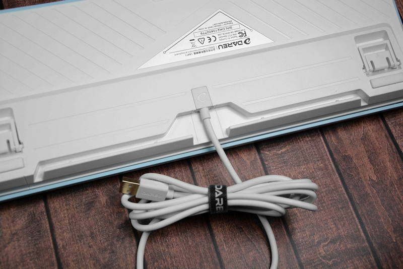 达尔优a84机械键盘开箱,达尔优键盘天空轴a87