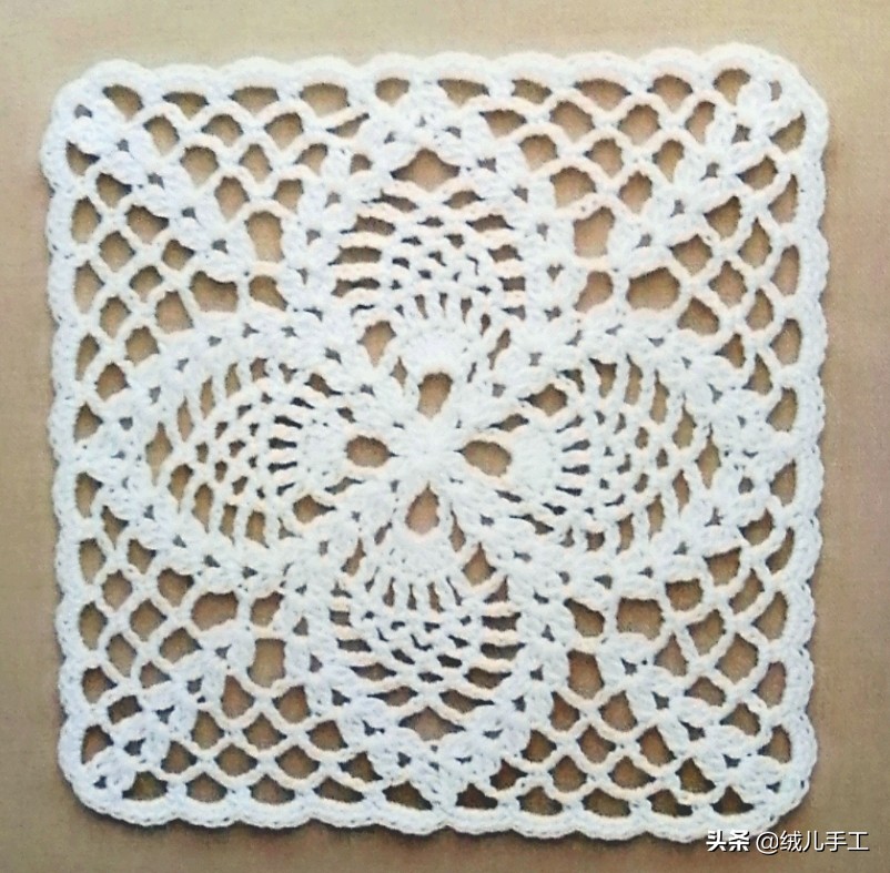 钩蕾丝向日葵杯垫教程,六边形串珠杯垫制作方法