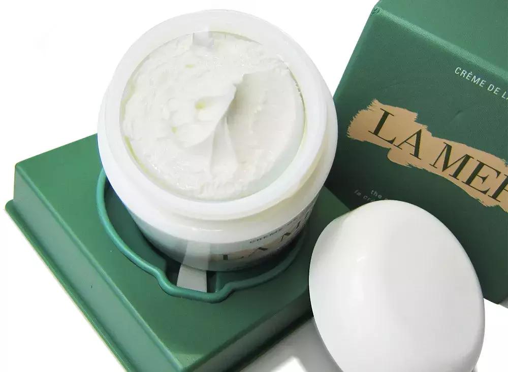 女人一生要用的几种化妆品,女人一生中必备的化妆品