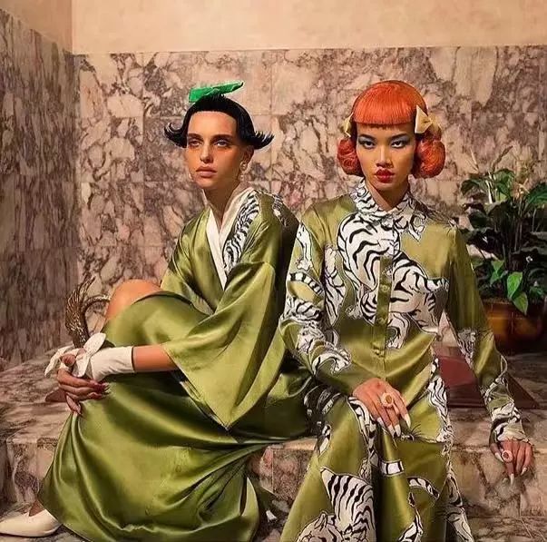 一定要有一套好看的睡衣,可以穿出门的夏天秋衣秋裤睡衣