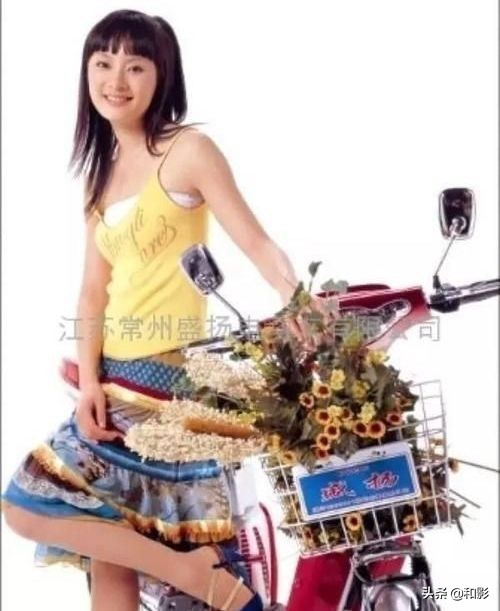 谢霆锋、谭维维、朴树、韩寒，这年头，明星也有骑电动车的情怀