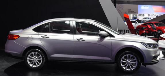 一汽18款骏派A50,一汽骏派A50评测