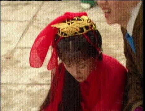 济公见到梁小冰,济公梁小冰想起自己