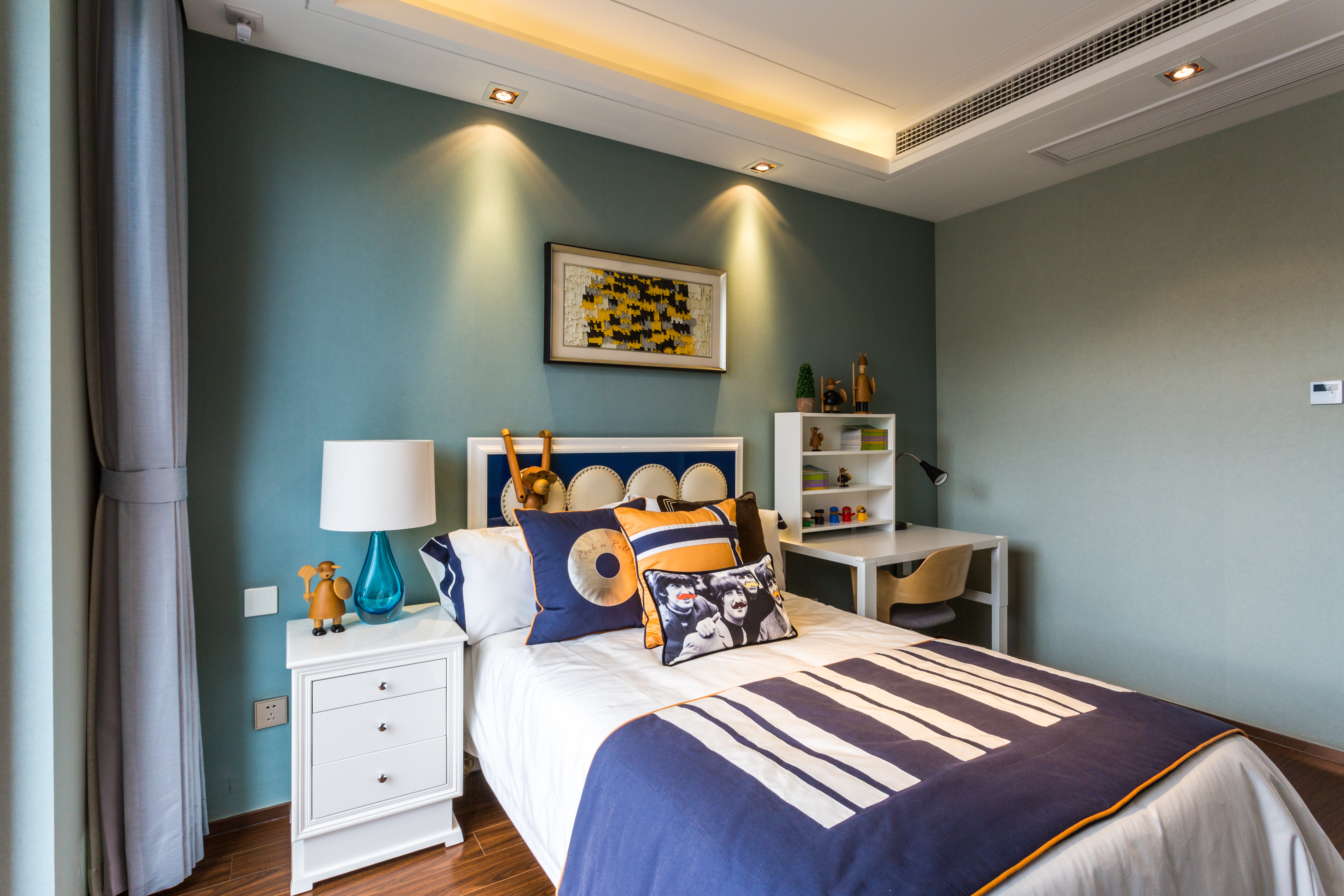 现在卧室铺1.5米还是1.8米的床好,卧室选床1.5米还是1.8米