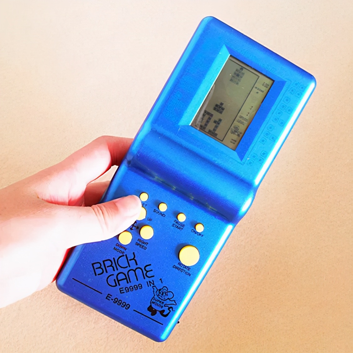 卖游戏机生意赚钱吗,网上直播卖游戏机能挣多少钱