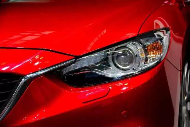 同样是改灯，为何他秒变高富帅，我被骂远光狗