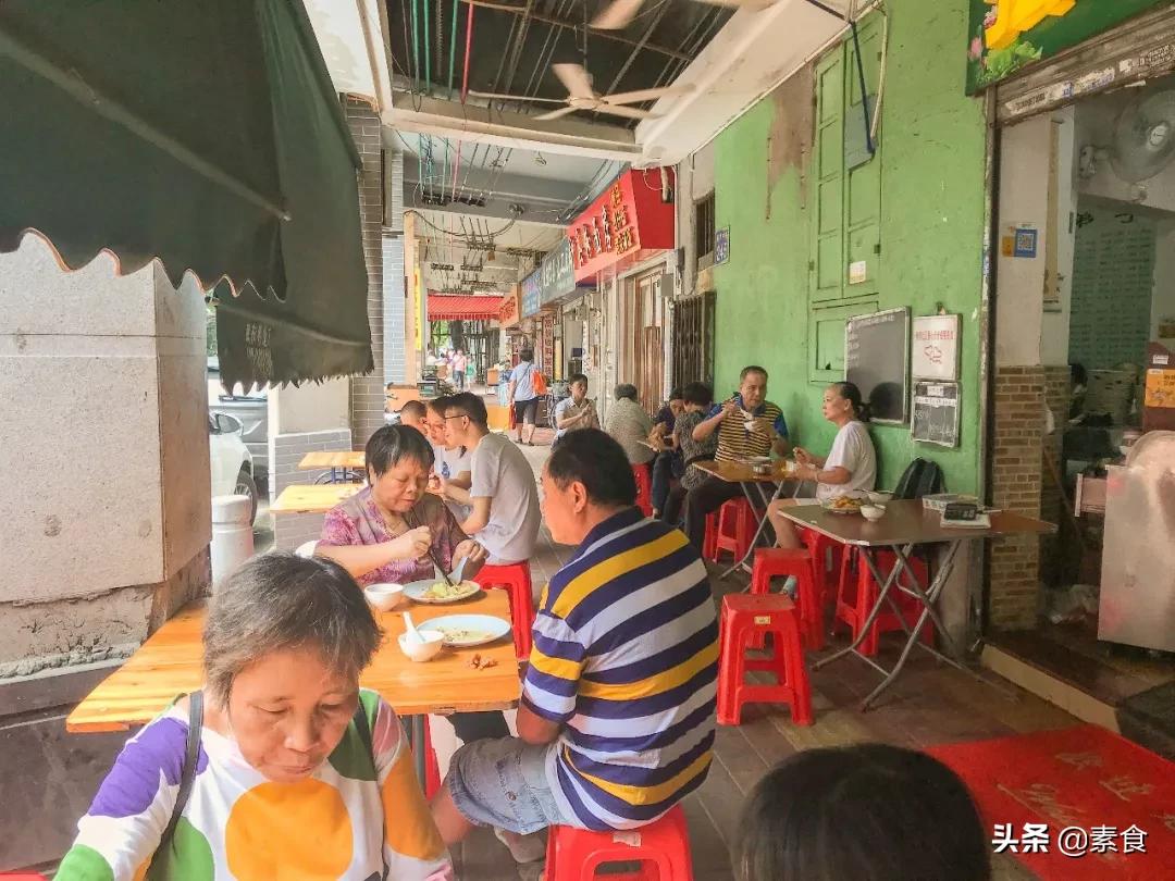 一家带有外婆味道的素食馆,好吃不重样的素食馆