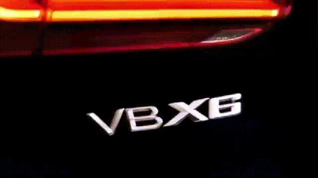 它比虚无的黑洞更黑，让全世界的瞳孔无法聚焦