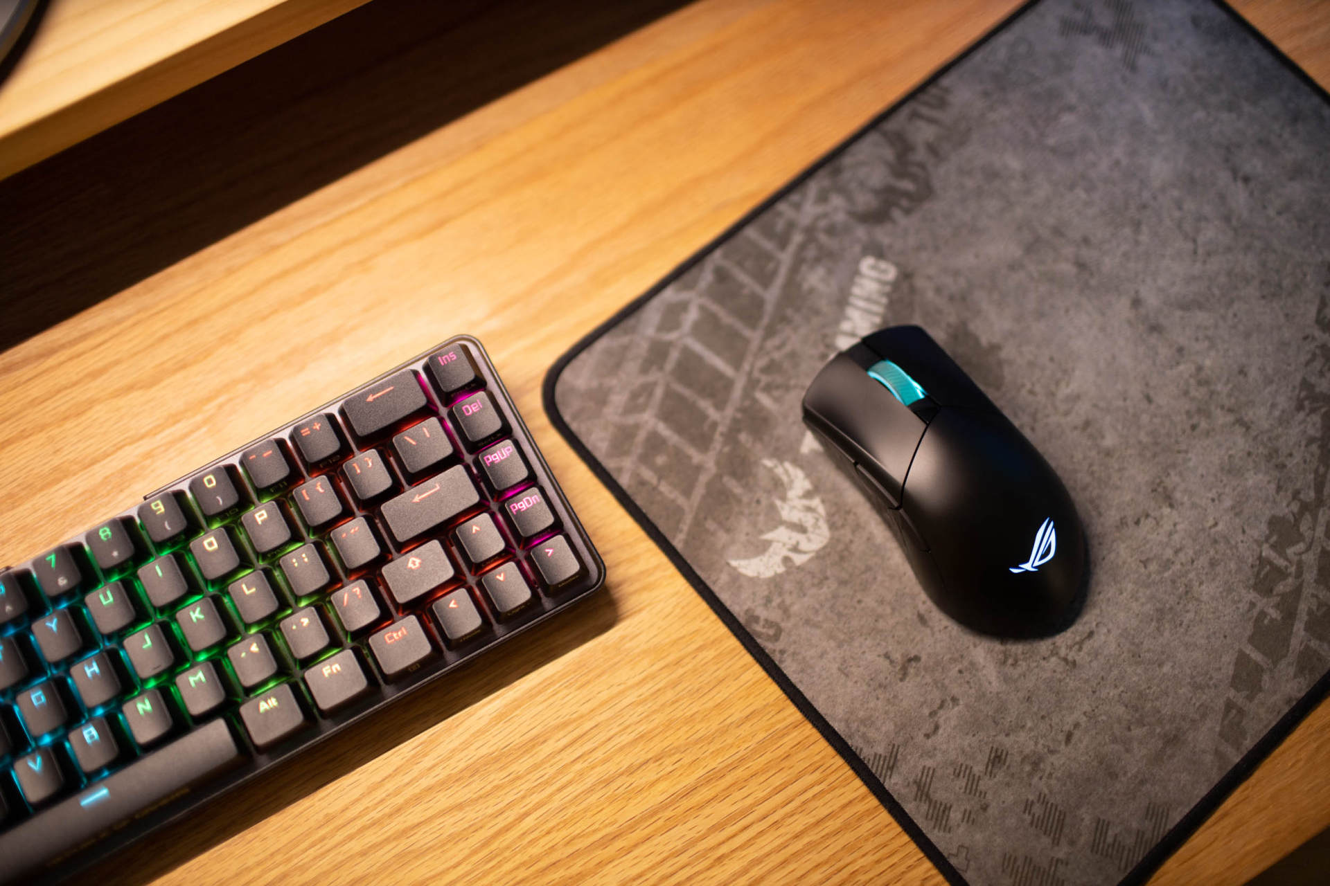 rog战刃3有线版鼠标测评,rog战刃3对比天选鼠标