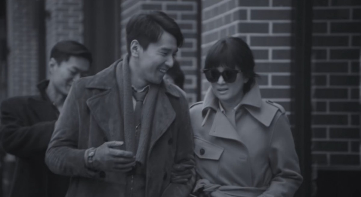 56岁巩俐与37岁赵又廷有吻戏，画面浪漫又唯美，网友：毫无违和感