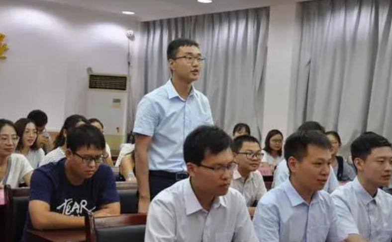 过了30岁之后，才真正知道“选调生”的好处，应届生莫要错失良机