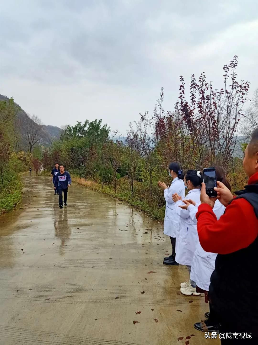 椋庡摜寰掓鐩存挱,闄囧崡椋庡摜璧勮