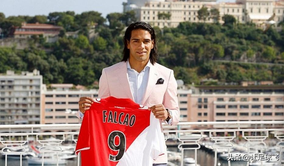 买人不行，抬价第一！盘带那些年曼联抬过价的五名著名球星