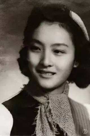 “锦江饭店”创始人董竹君：周总理设宴接见，杜月笙更是敬她三分