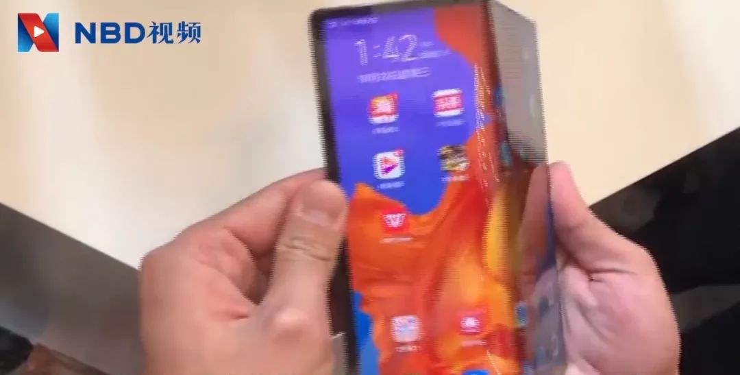 华为折叠屏手机2023新款上市价格,华为折叠屏手机最新款要21700元吗