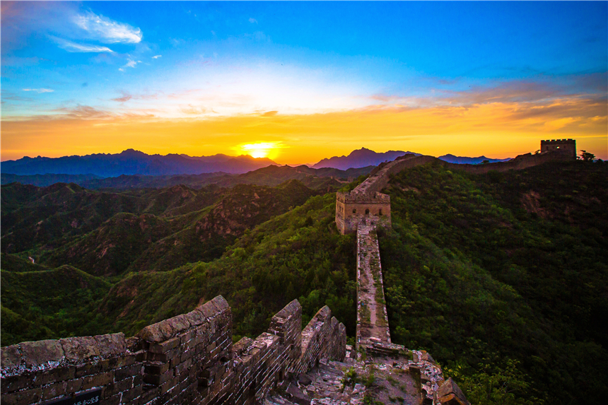 修长城金山岭段,来金山岭长城看落日感受苍凉之美