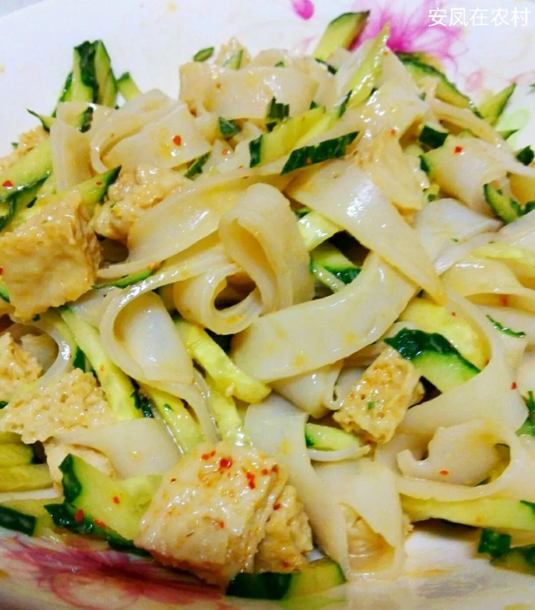 适合一个人创业的小吃生意利润,小本小吃生意做什么最有市场