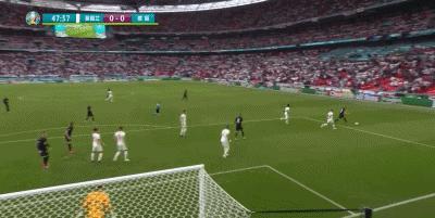 足球变成了22个人散步，最后英格兰闷死德国的运动