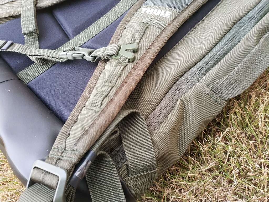 thule拓乐车载户外装备,拓乐thule25lvea背包测评