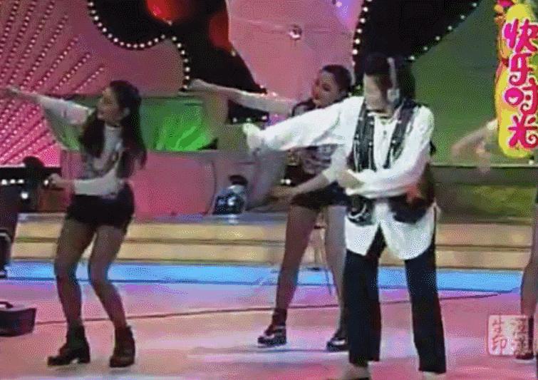 周星驰骗富豪视频完整版,周星驰心酸史曝光