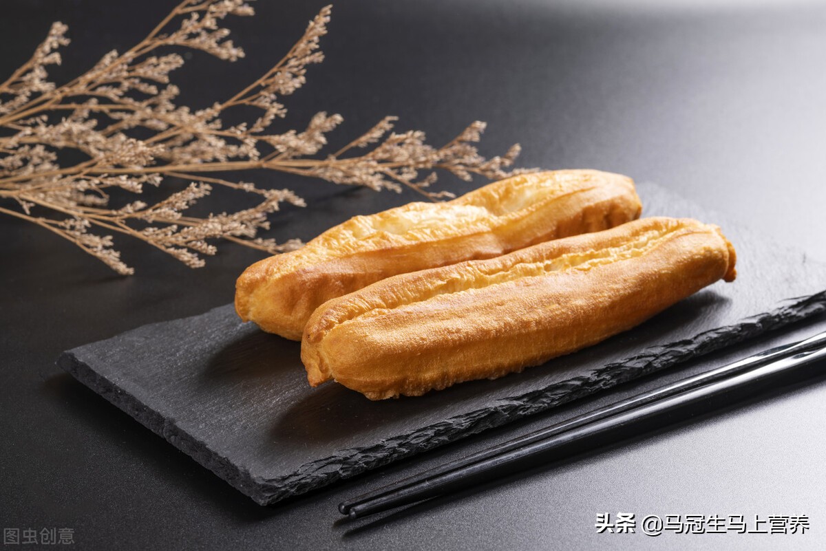 油条买回家后瘦了一圈，是加了铝吗？