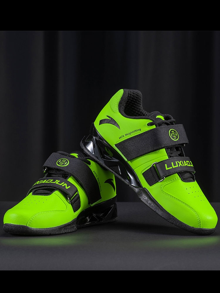 吕小军举重鞋和安踏举重鞋区别,安踏在国外健身圈被吕小军带火了