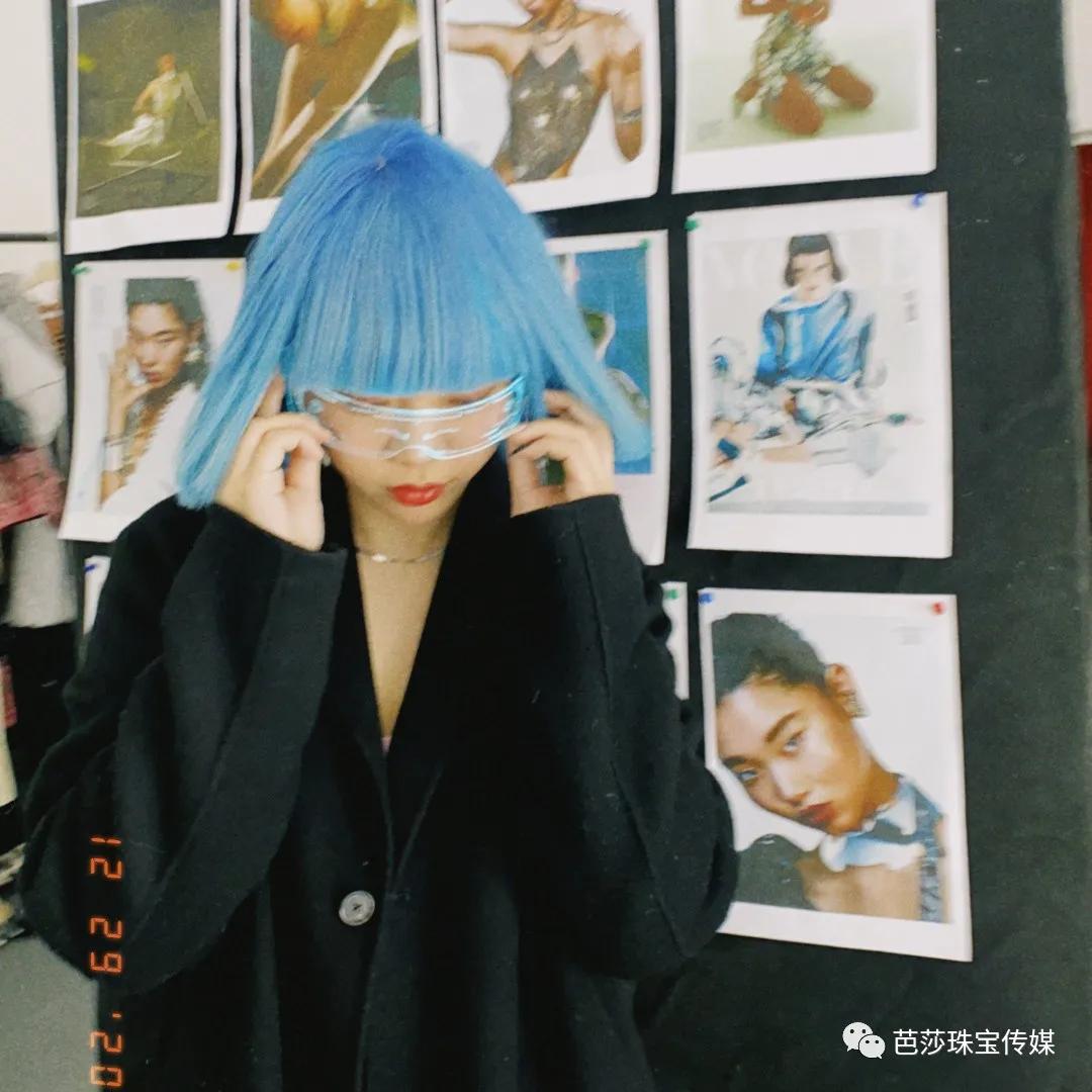 想伪装成专业又时髦的“芭珠编辑”吗？私藏书单首次公开