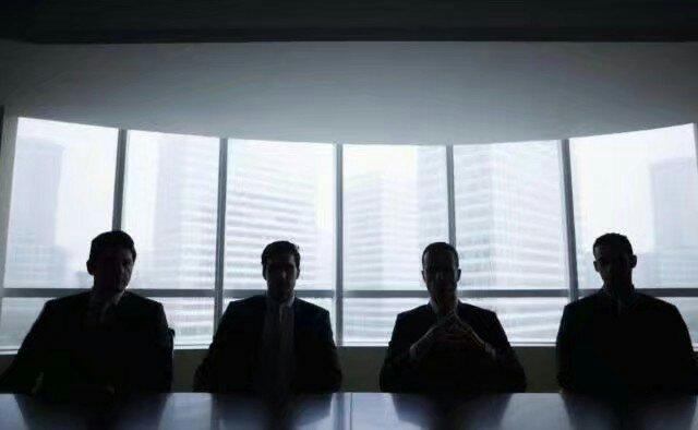 女面试官：我洗澡时进来一个男人，应该捂哪？小伙说一部位被录取