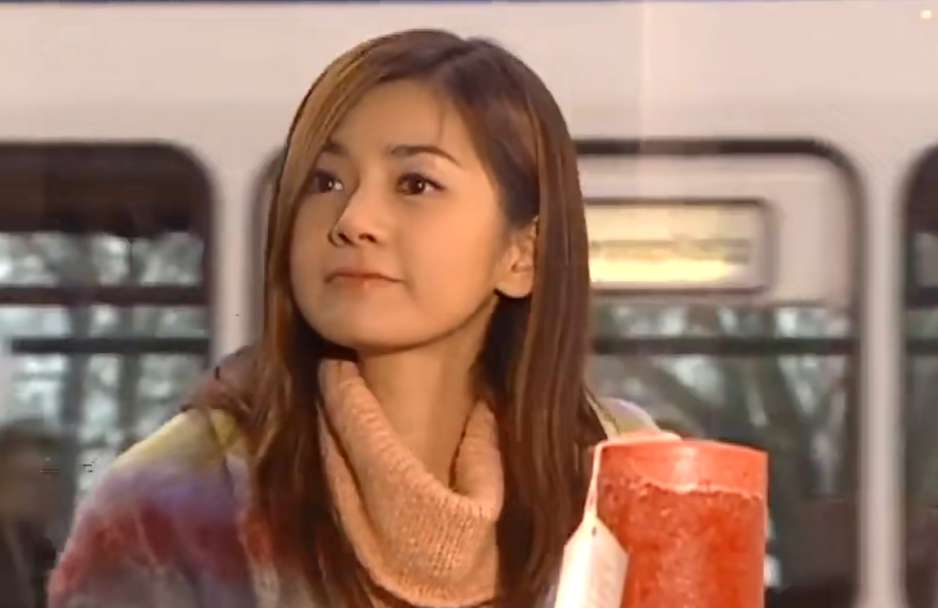 人鱼小姐芮莹对雅俐瑛道歉求原谅,人鱼小姐雅俐瑛婆婆庆幸没娶芮莹